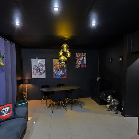 Appartement Pop Art - Asterix,Cdg,Chantilly,Disney لا شابيل أو سيرْفا المظهر الخارجي الصورة