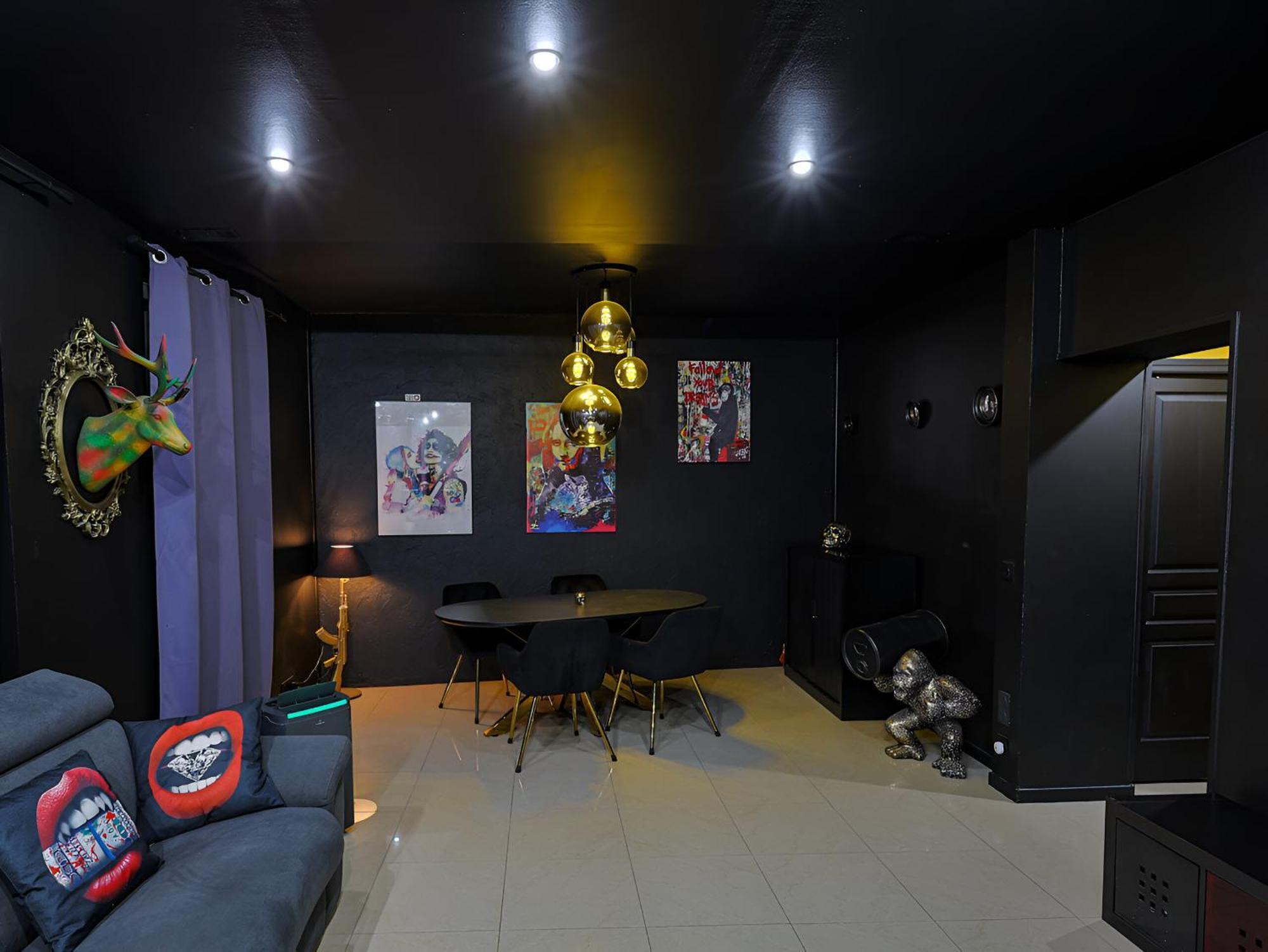 Appartement Pop Art - Asterix,Cdg,Chantilly,Disney لا شابيل أو سيرْفا المظهر الخارجي الصورة