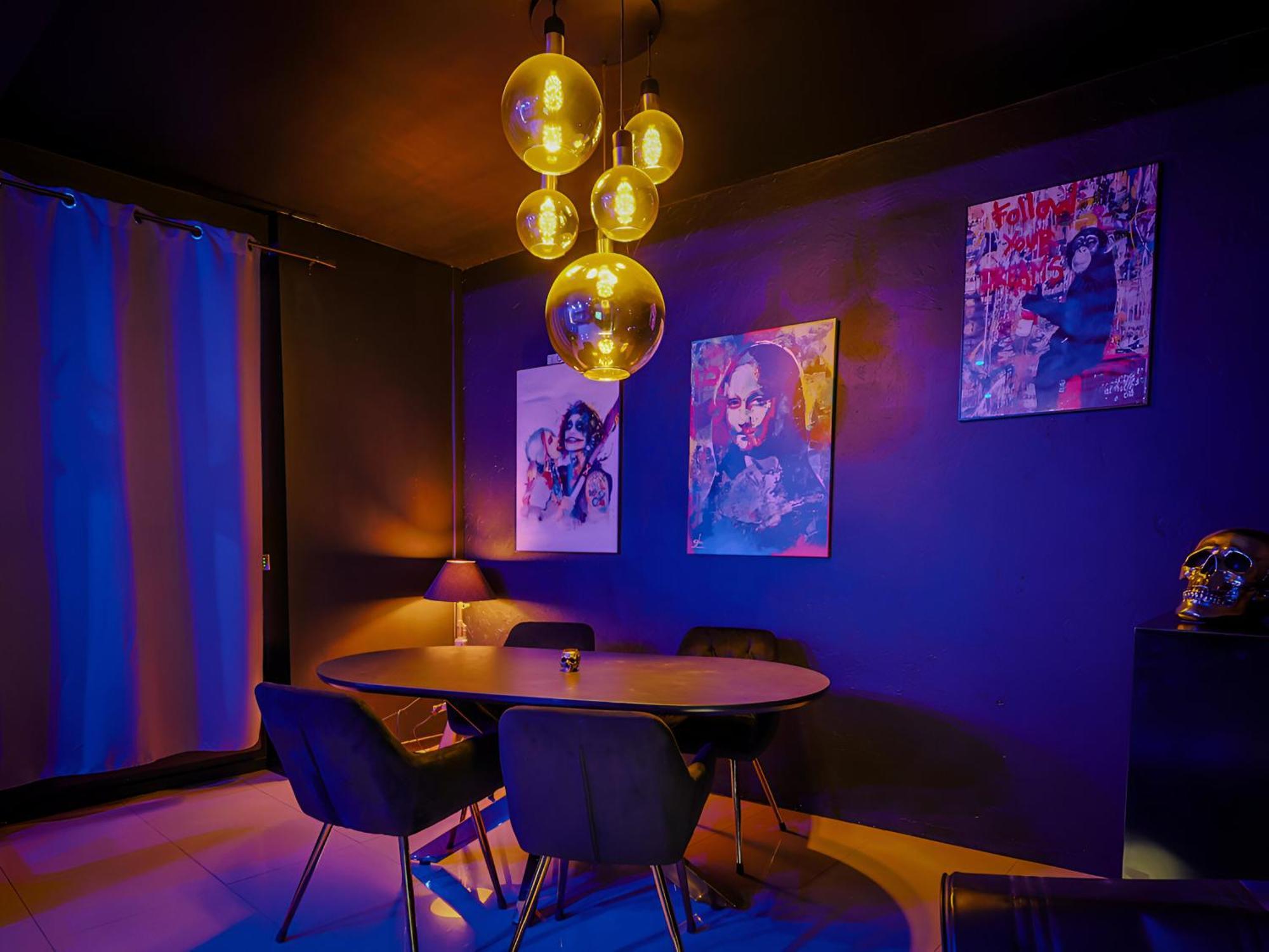 Appartement Pop Art - Asterix,Cdg,Chantilly,Disney لا شابيل أو سيرْفا المظهر الخارجي الصورة